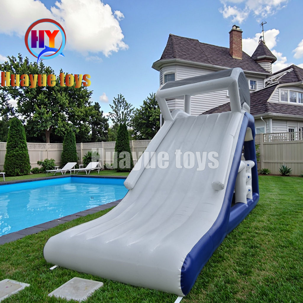 inflatable water slide (8).png