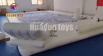 白色充气式双人漂浮泳池