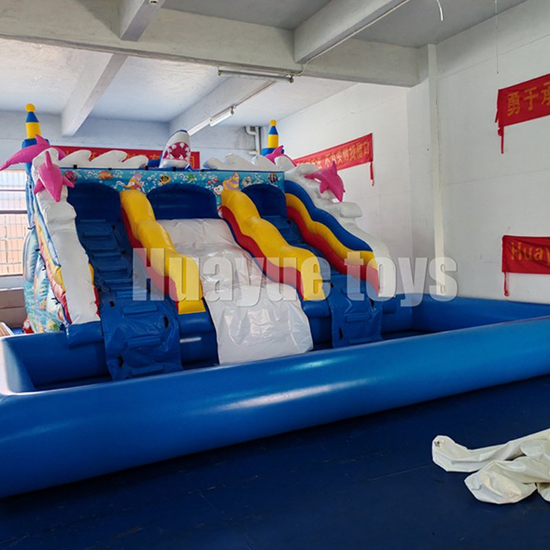 tobogán acuático inflable 03.jpg
