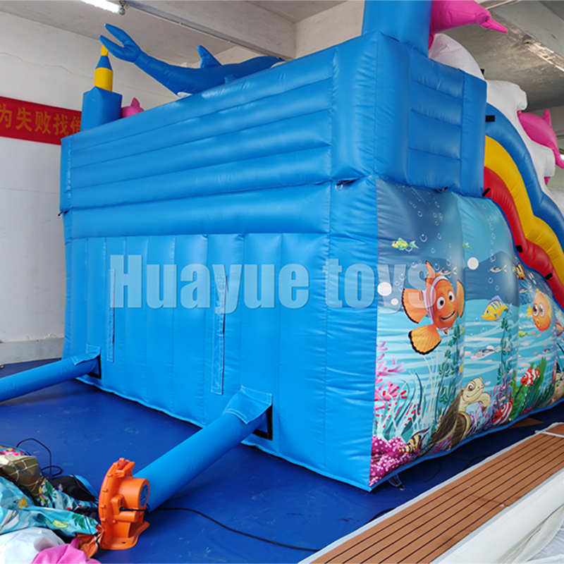 tobogán acuático inflable 05.jpg