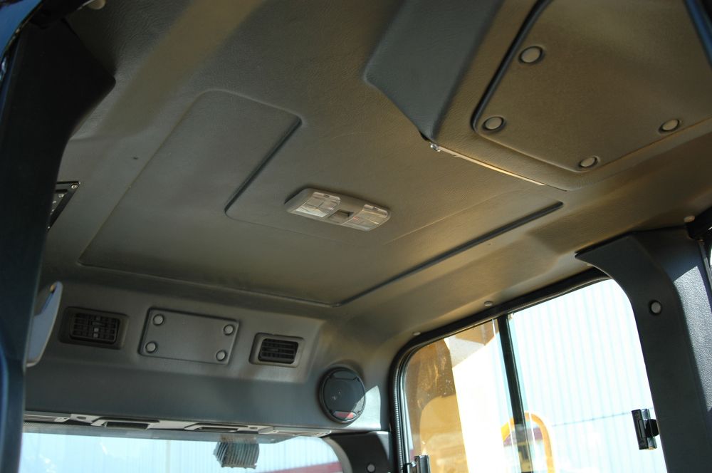 SD7K-CAB PICTURES (2)675