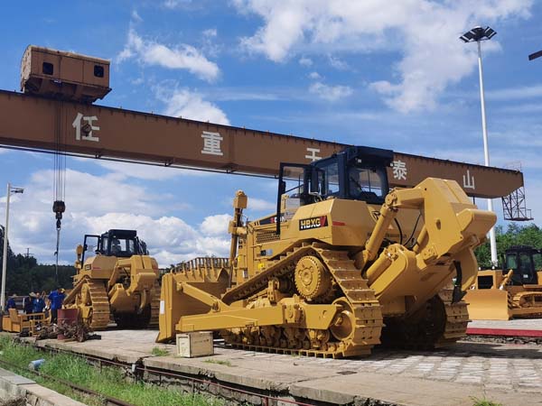 Batch Shipment for the SD9N Bulldozer