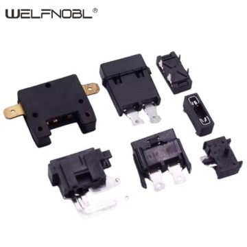 Держатель предохранителя, монтируемый на панель