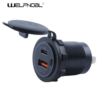 PD fast charging USB-C car charger with Switch