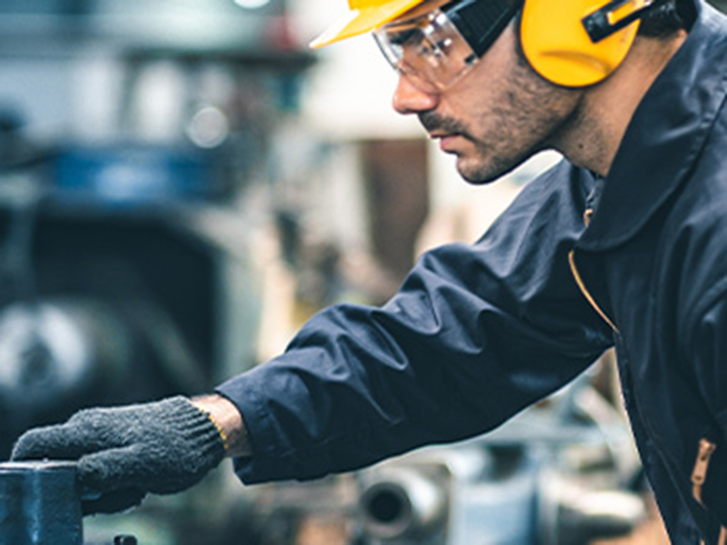 Ensuring Safety and Precautions for Diamond Multi-Wire Saw Machine Operators