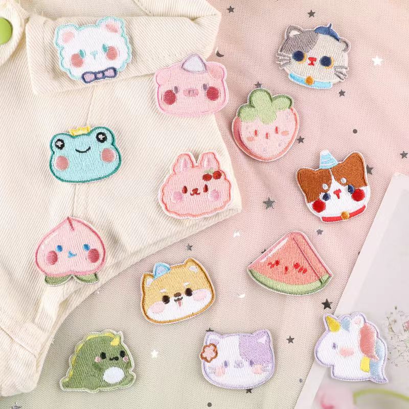 Hot cut Embroidered Patches 5