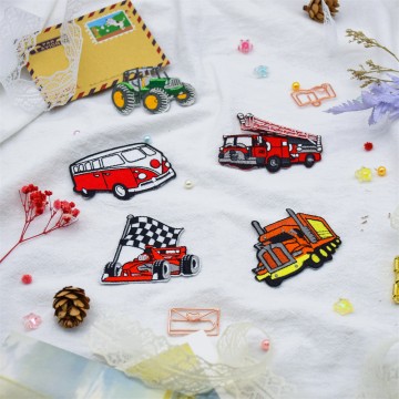 Custom Logo Iron-on Embroidered Patch Personalized Logo Sew-on Patch for Jackets