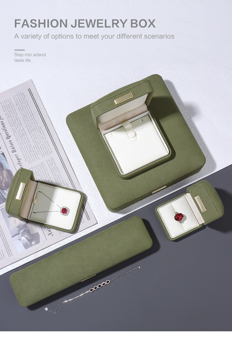 Details page-_01 bracelet box gift