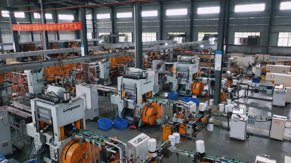 Choose the Right Custom Tinplate Hairspray Can Manufacturers: Avoid Compliance & Leakage Issues