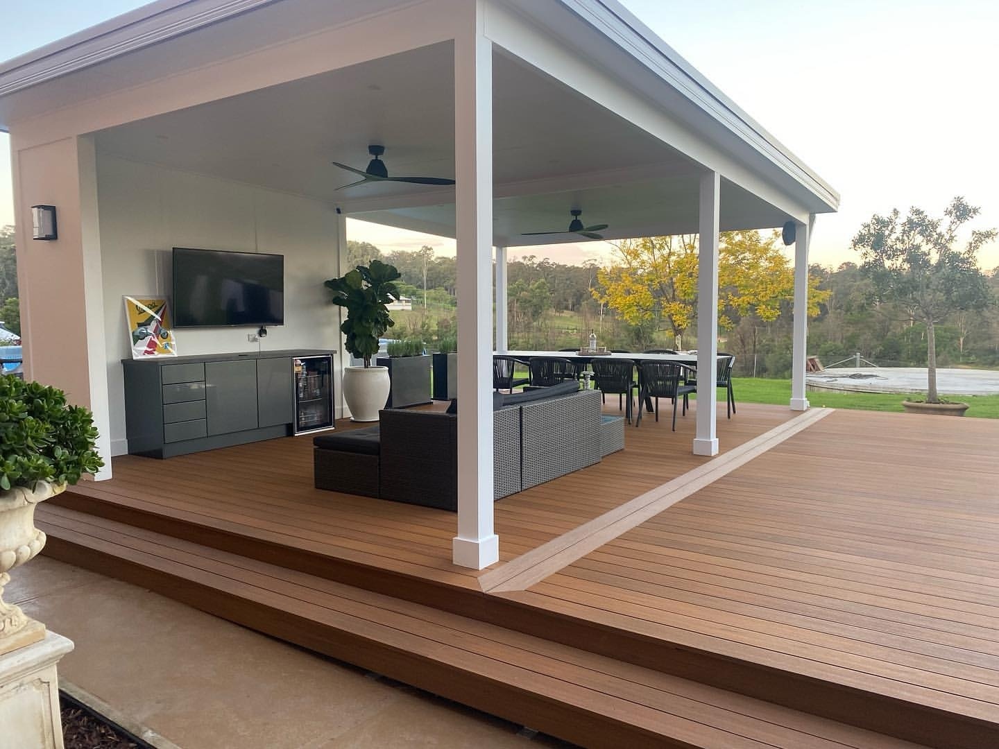Why Is Composite Decking Board Better Than Wood decking ?