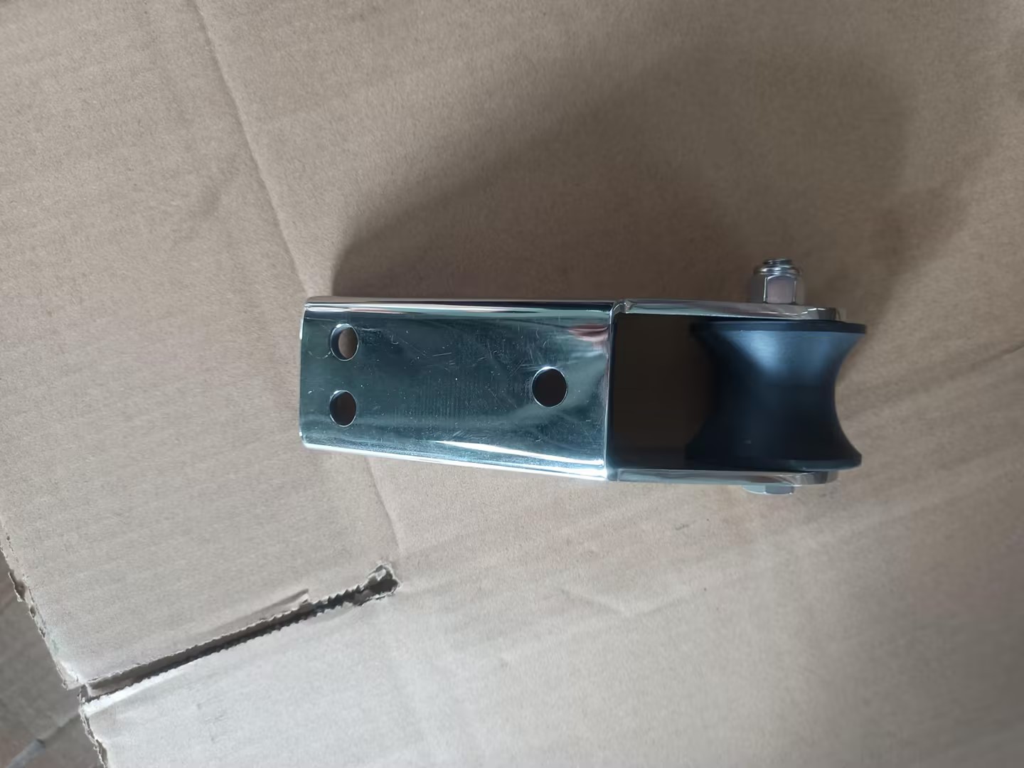 Stainless Steel Heavy Duty Windlass Boat Bow Roller pack2