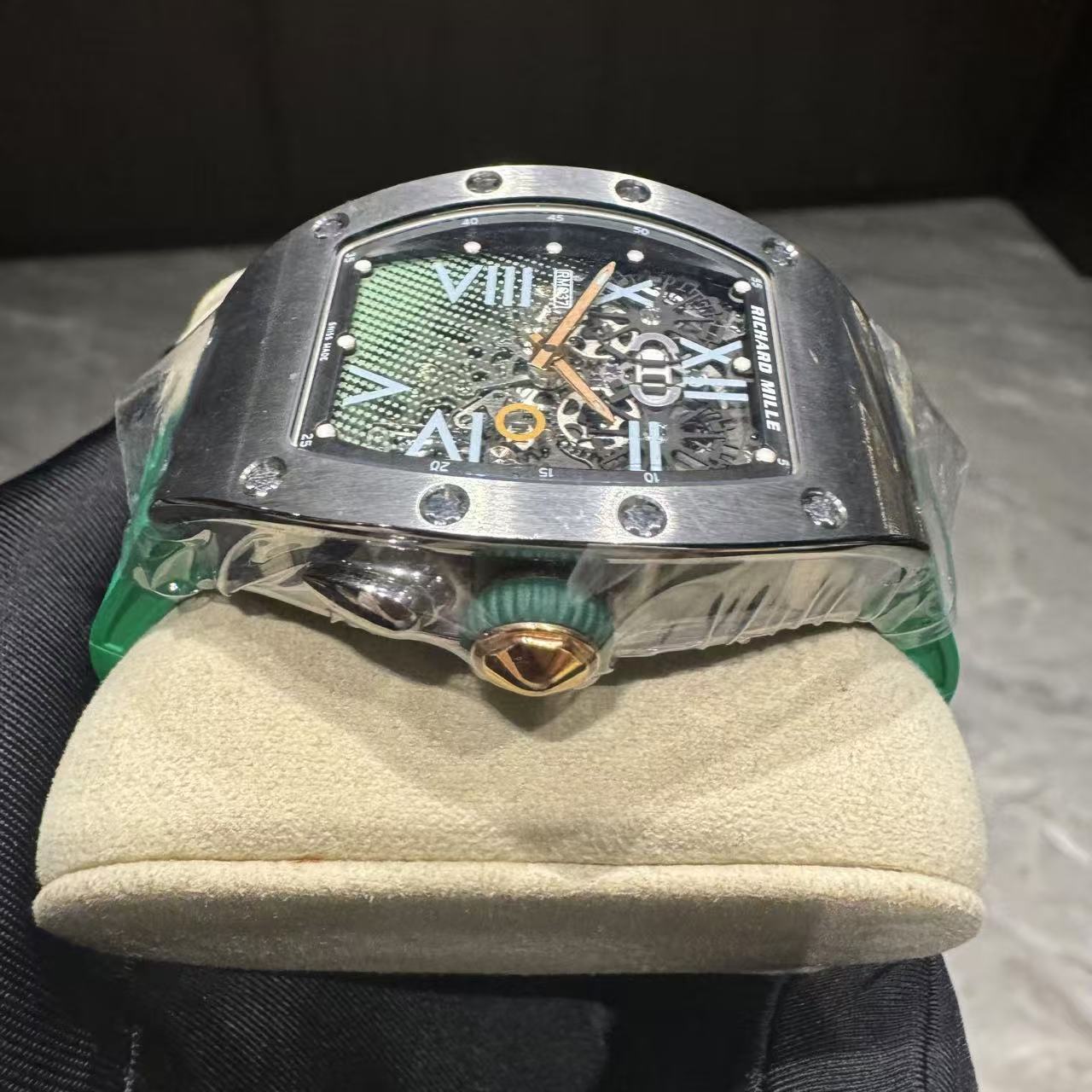 side_dial1