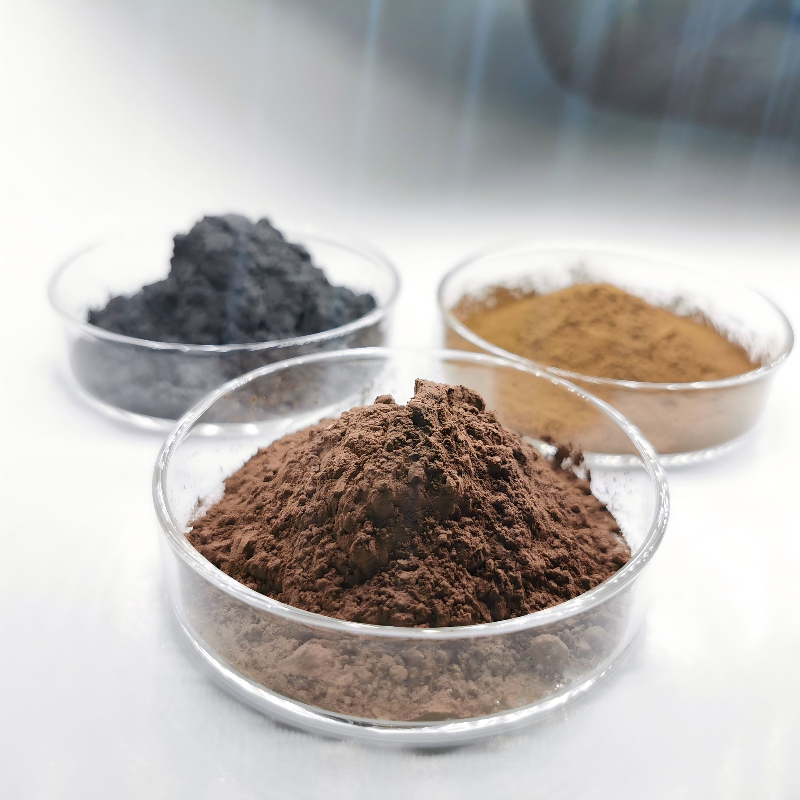 Analysis of the application of pre-alloyed powder in diamond tool matrix: advantages of iron-based materials