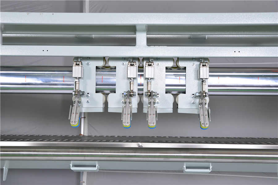 Hanging Storage Spreading Feeder (5)