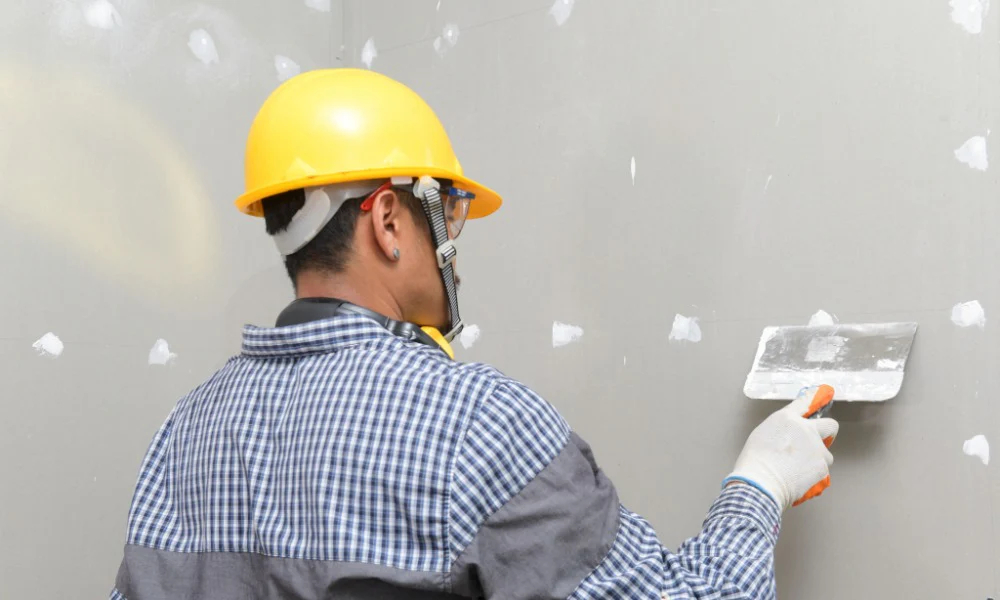 How to Hide Wall Imperfections with Seamless Aluminum Corner Trim