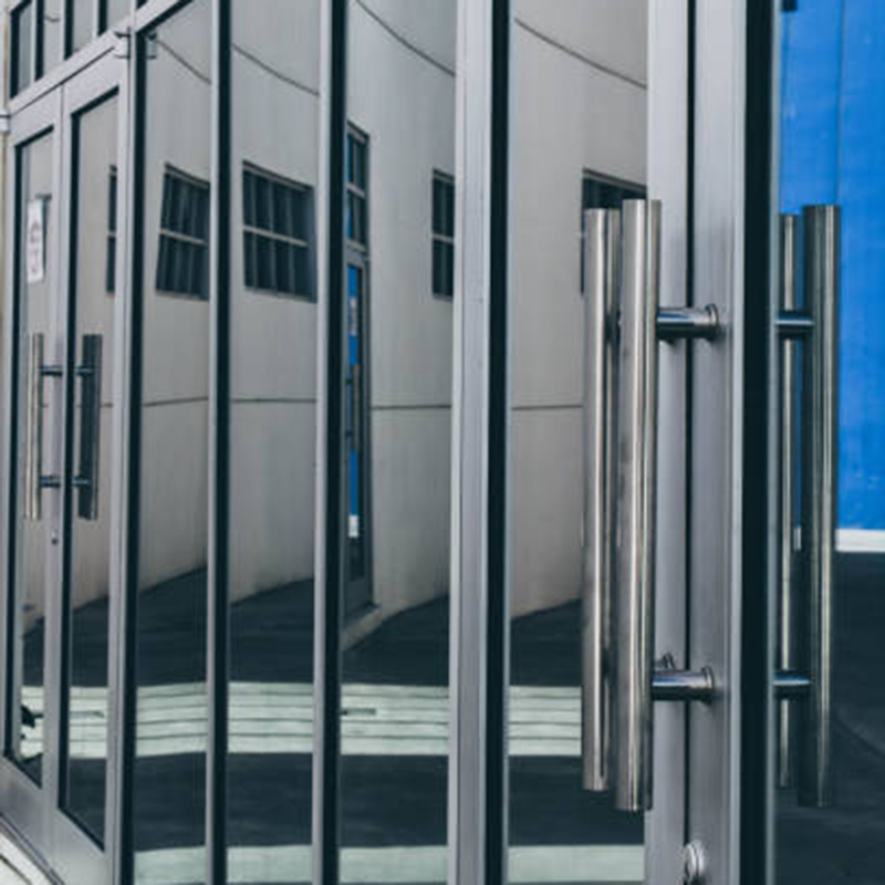 Aluminum-cabinet-doors-and-windows-4lfd