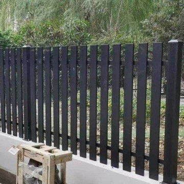 Decorative Anti Climb Outdoor Garden Aluminum Privacy Fence Outdoor Horizontal Slat Fence Panels