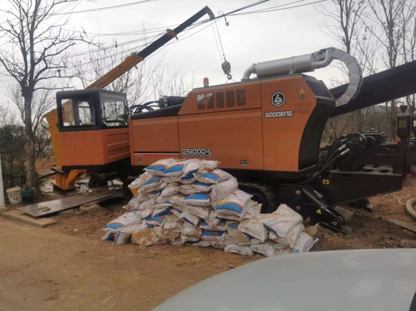 GS1000-LS100ton Horizontal Directional Drilling Machine Project Cases (2)tkv