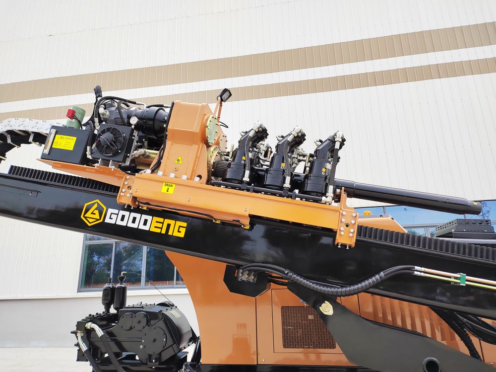 Goodeng Trenchless HDD Horizontal Directional DrillingBoringTunnelling MachineRig GS1500-LS (12).jpg