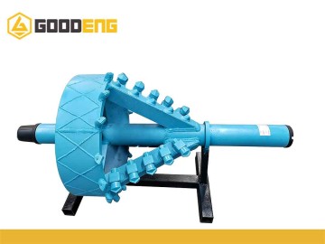 موسع الثقوب ذو القاطع الطائر-1