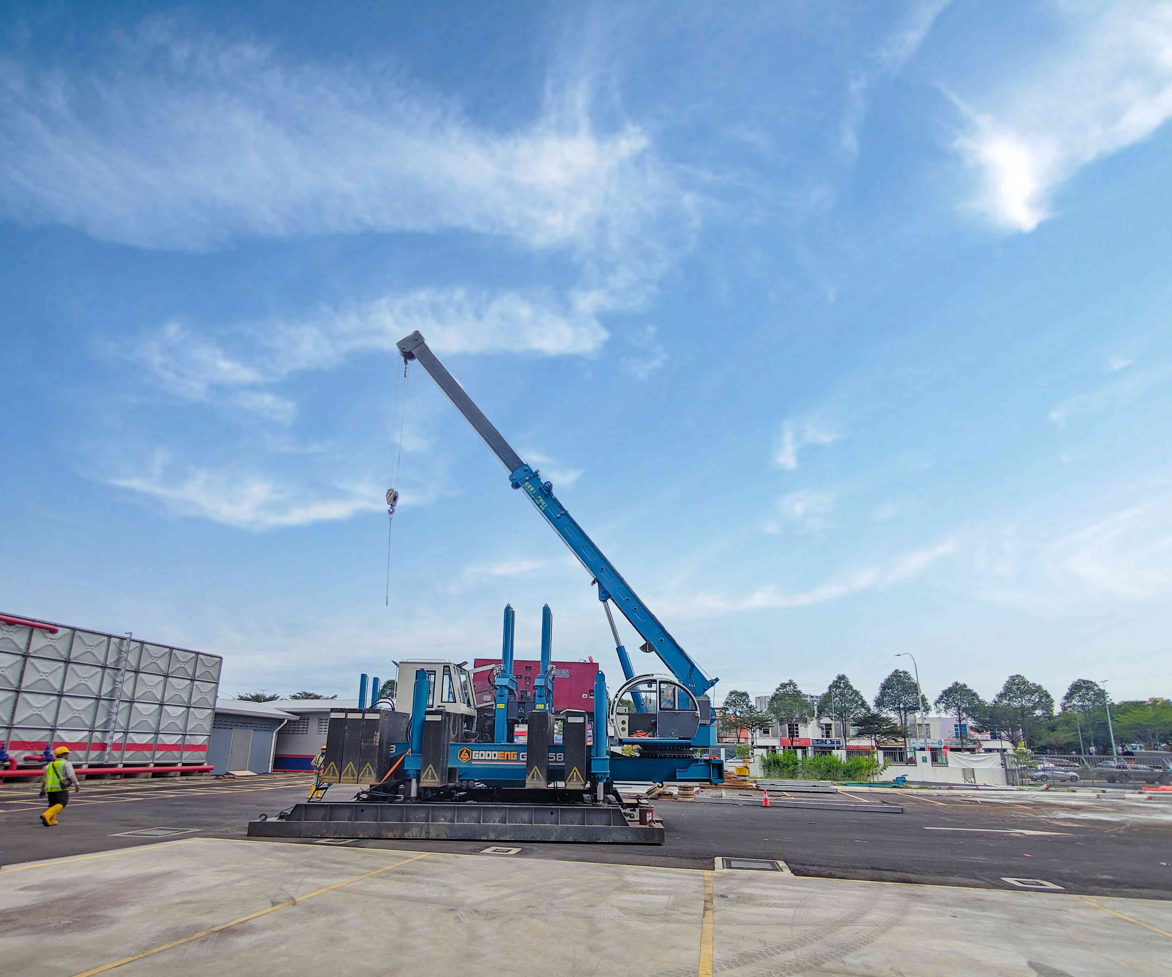 Goodeng Machinery's GPY158 is a best-selling product, deployed for overseas construction projects.