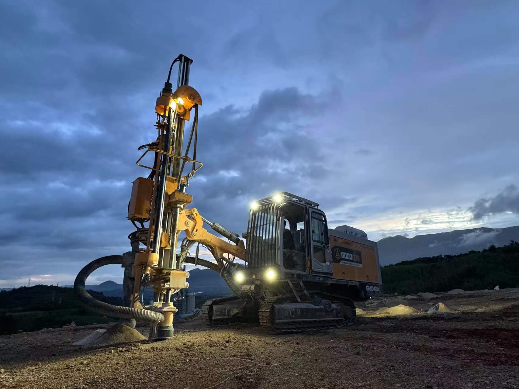 Application Scenarios and Advantages of Integrated Goodeng Machine Down-the-Hole Drills