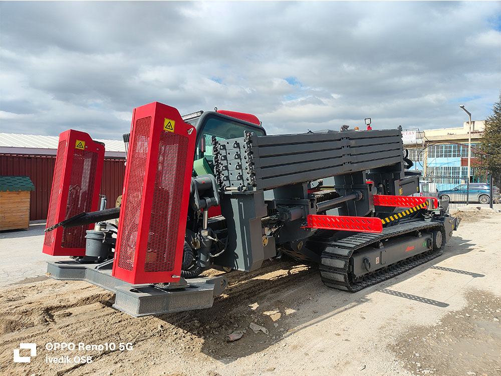 This isn't a horizontal directional drilling rig, it's a "steel pangolin" grown from the ground!