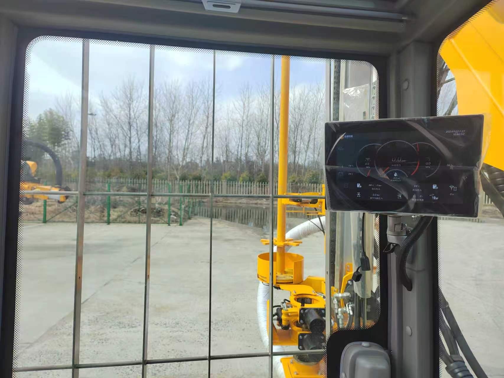 2 Goodeng perfect pneumatic down the hole mining surface drills GMD60S rock drilling machine