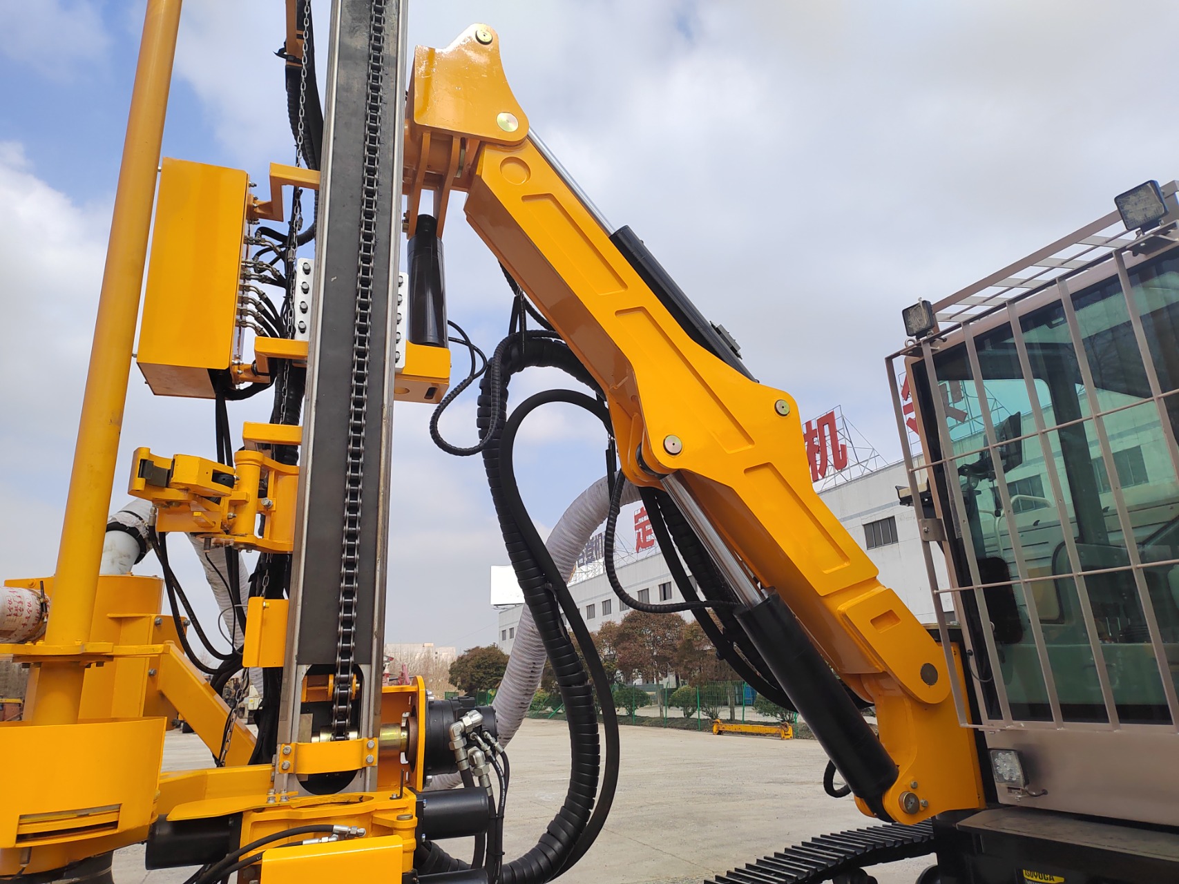 6 Goodeng perfect pneumatic down the hole mining surface drills GMD60S rock drilling machine