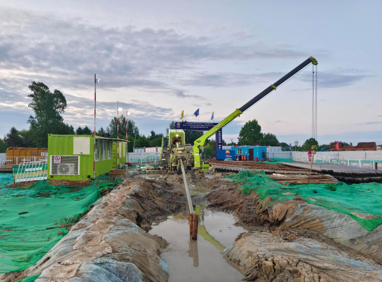 engin de forage horizontal dirigé pour le franchissement de routes par pipeline