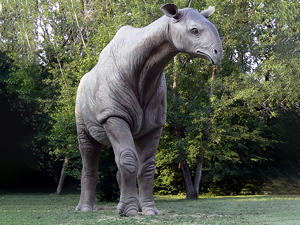 animatronic-animal-in-Theme-Park34p