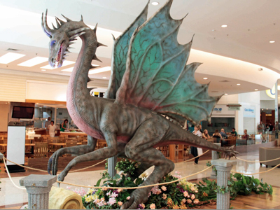 animatronic-dragon-at-Restaurantsy1b