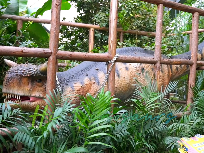 animatronic carnosaur02