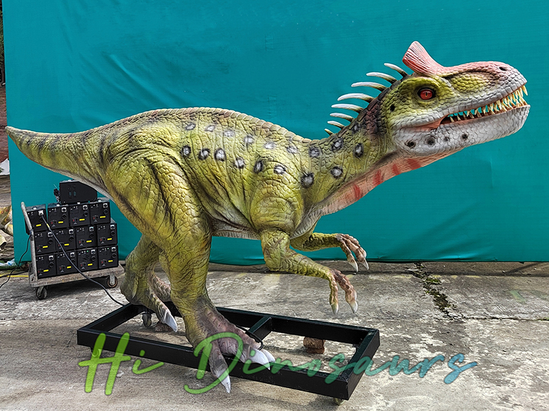 Cryolophosaurus