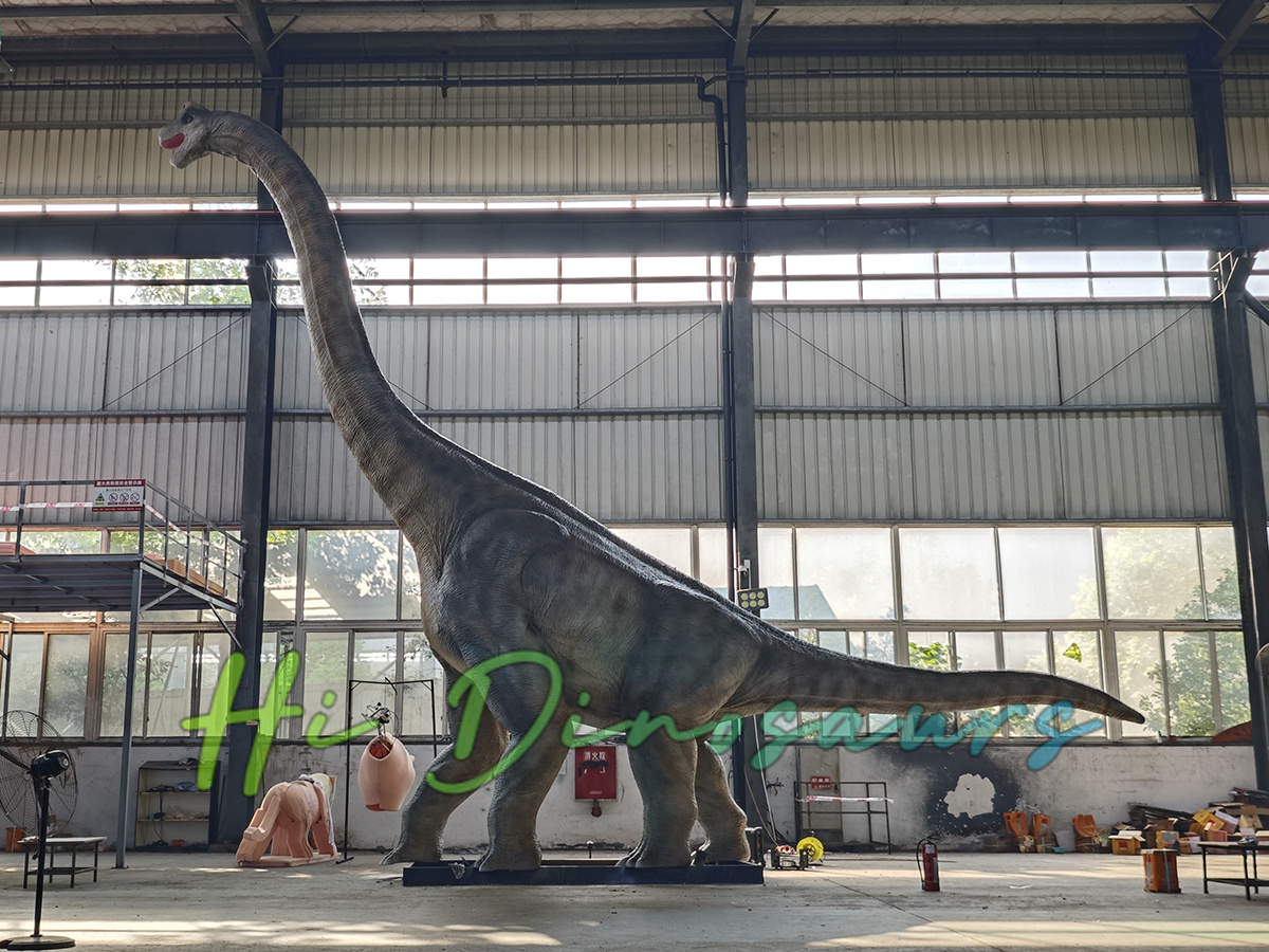 animatronic Brachiosaurus