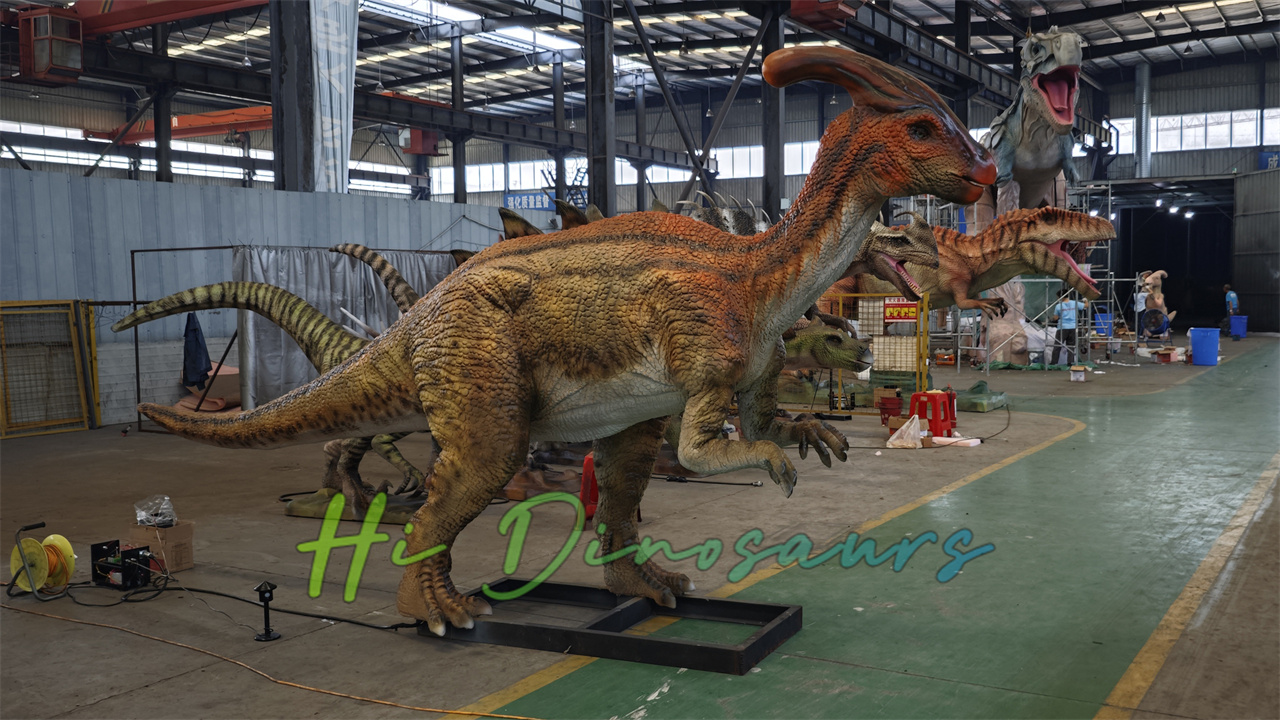 animatronic Parasaurolophus