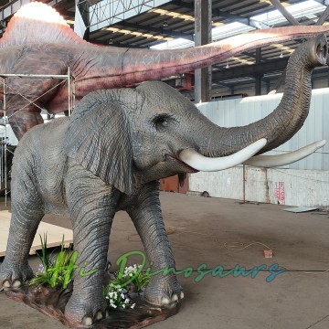 Realistisches animatronisches Elefantenmodell