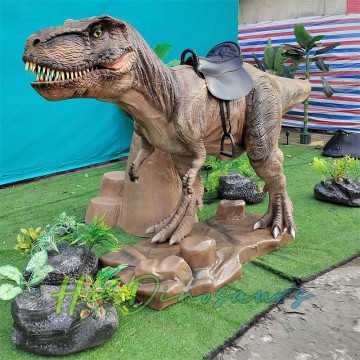 Trealamh Siamsaíochta Turas Dineasár T-Rex Spreagúil