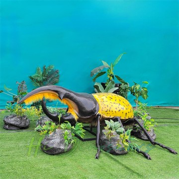 Satılır Giant Bugs Animatronic Beetle
