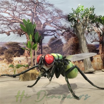 Riesige animatronische Fliege für Insektenausstellung