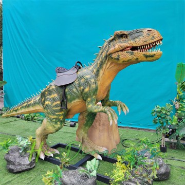 Turas Páirc Jurassic Megalosaurus le haghaidh Siamsaíochta