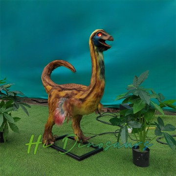 Dineasár Ornithomimus Beoga le Cleití Ómra