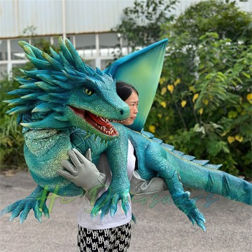 Ocean Guardian Majestätische Wasserdrachenkönig-Puppe