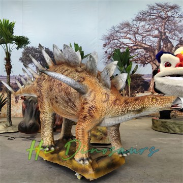 Tarraingt Pháirc Jurassic Animatronic Kentrosaurus Méid Saoil