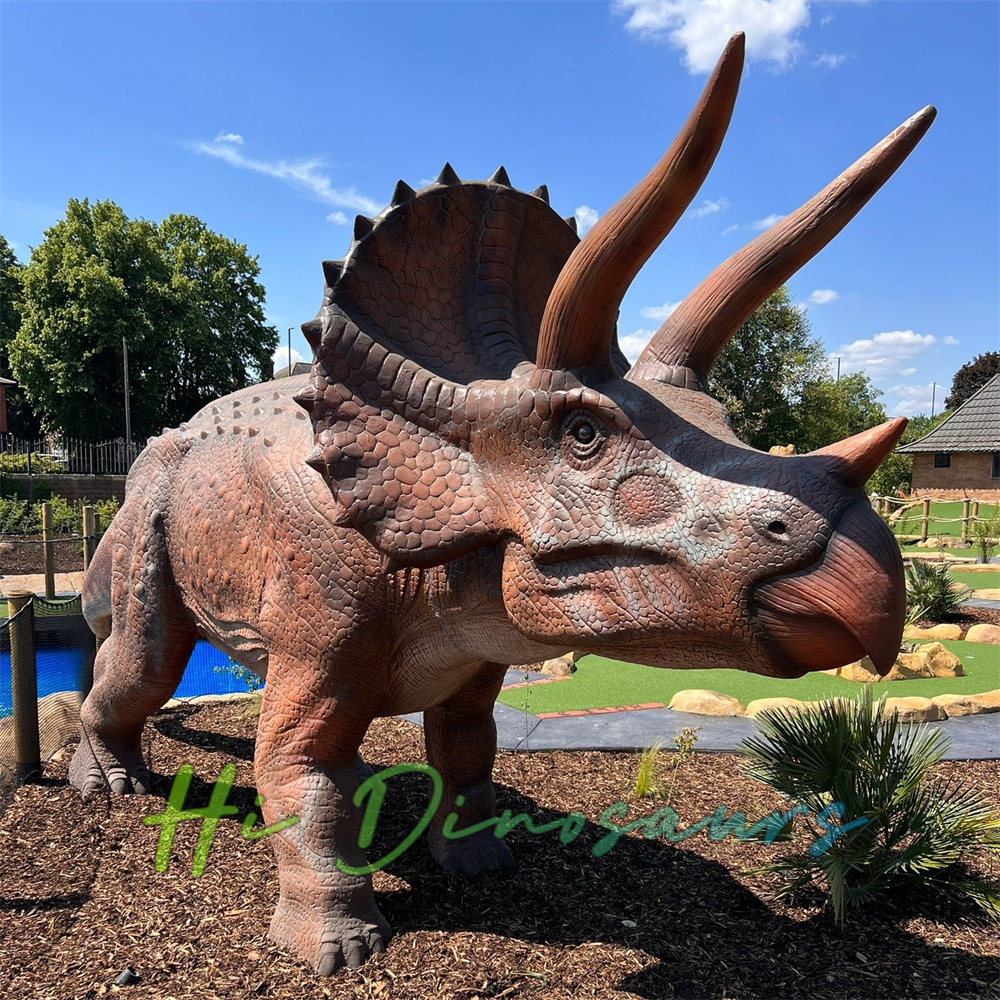 Realistic Animatronic Triceratops Dinosaur Statue - Jurassic Dinosaur Collection