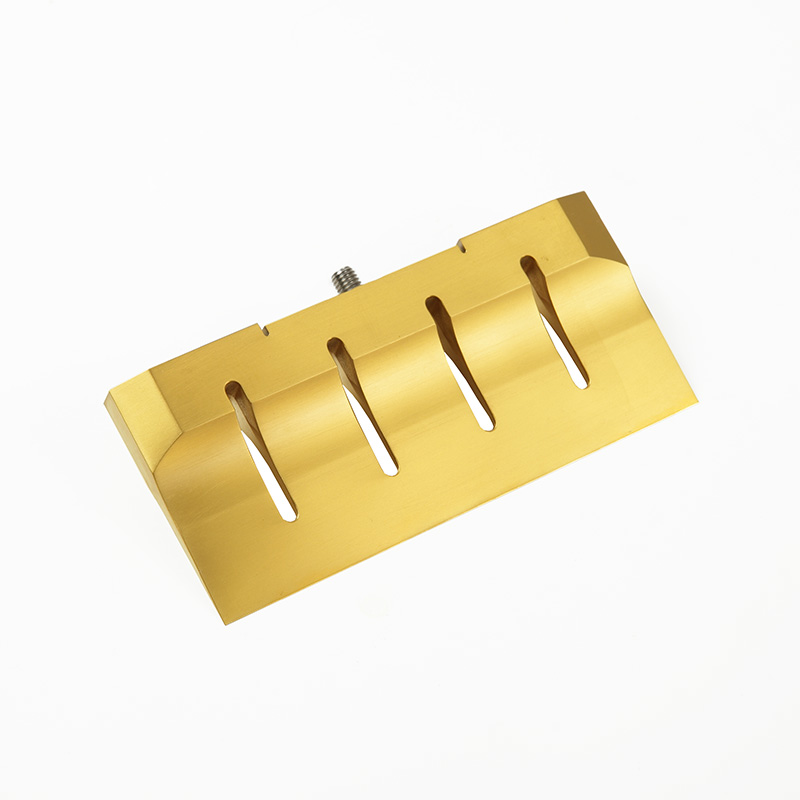 Cutting Horn-Blade Horn
