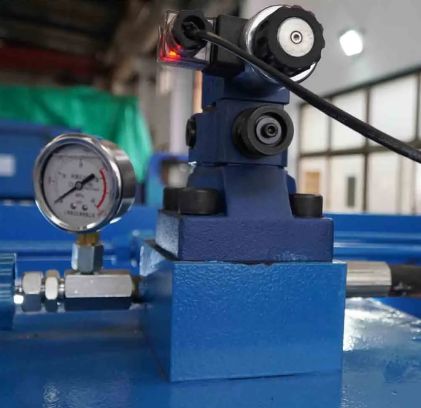 Hydraulic shearing machine3bbv