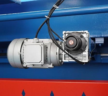 Hydraulic shearing machine4e1w
