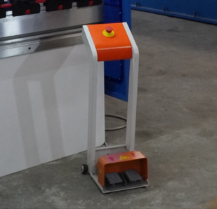 8T 600 Electric CNC press brake6