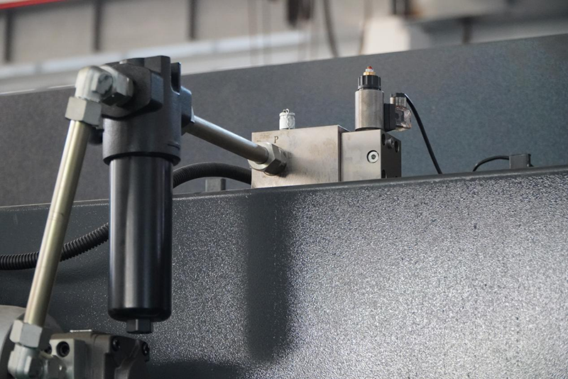 Methods for Press Brake Maintenance and Repair